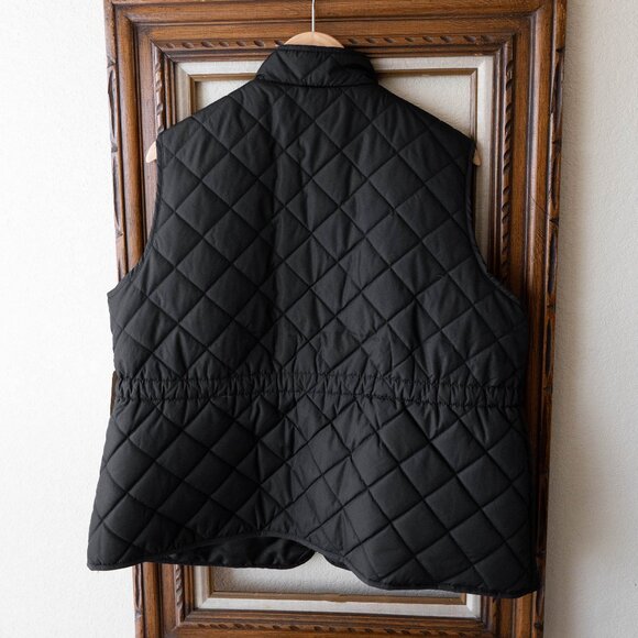 NWT St. John’s Bay Black Quilted Vest Size 1X Gold Zip Front Snap Pockets - Picture 6 of 6